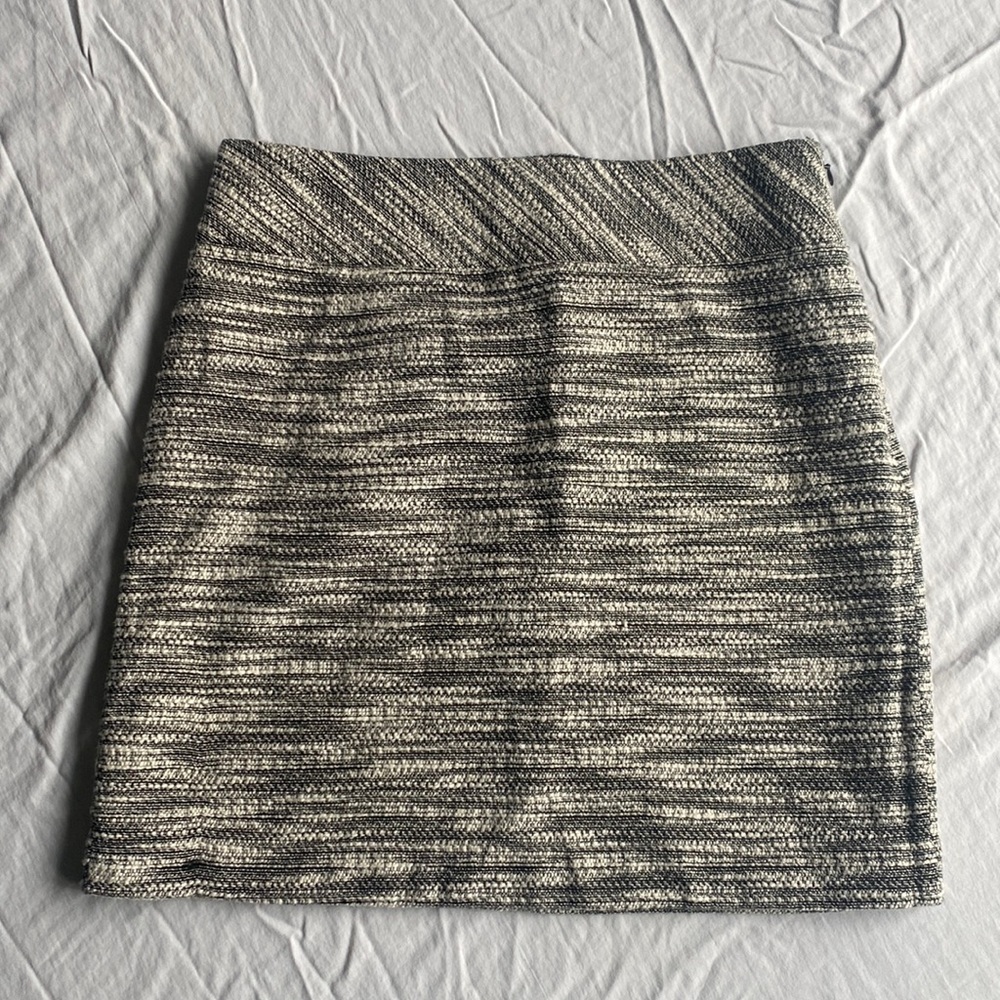 LOFT skirt size 4
